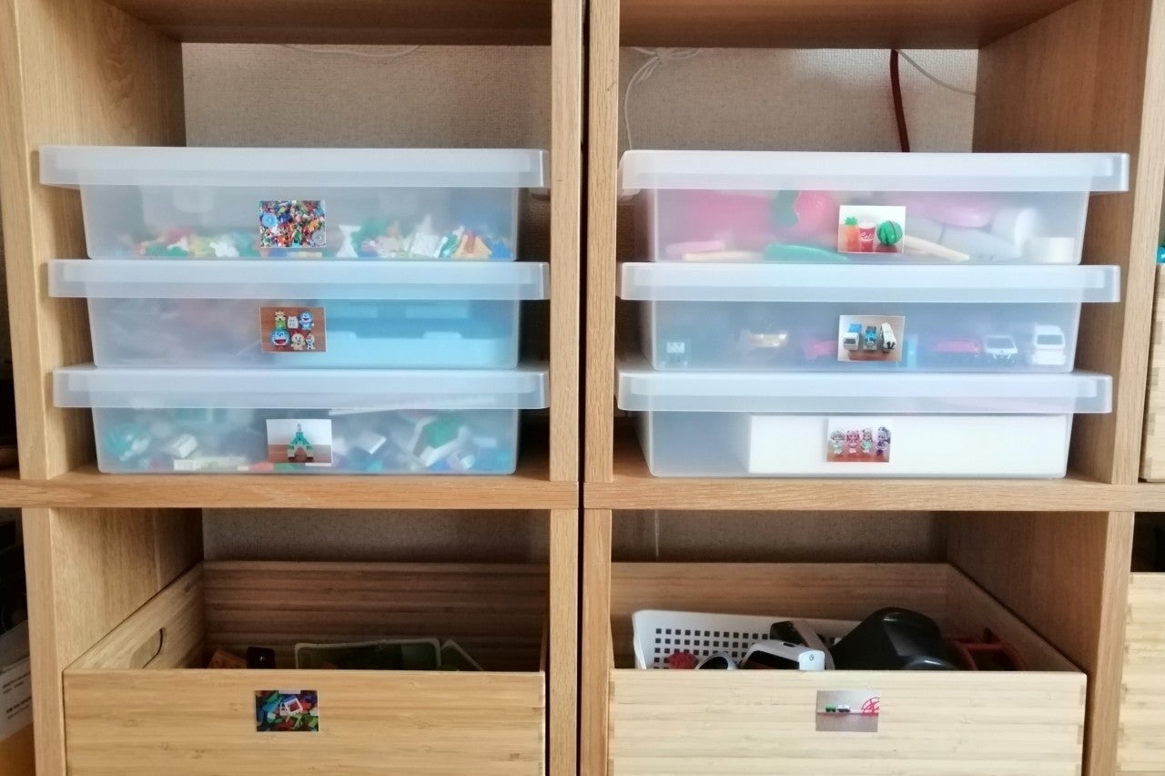 4歳差兄弟に適したオモチャ収納ボックス スタッキングシェルフ